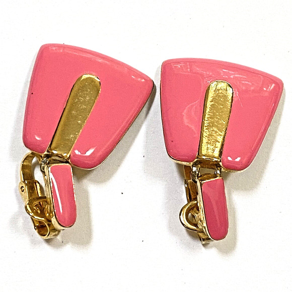 Vintage Clip On Earrings Chunky 1980s Goldtone & Pink Enamel Mod Doorknockers - Picture 2 of 6